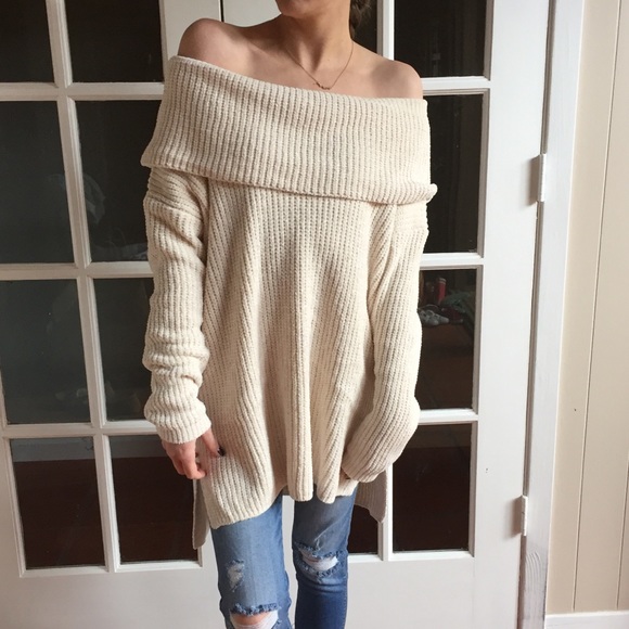 LAST ITEM▫️Gorgeous Ivory Chenille Cowl Neck Top - Picture 2 of 8